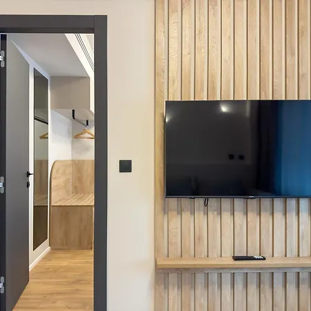 Two Entire Liv Luxury A-b Appartamento Salonicco