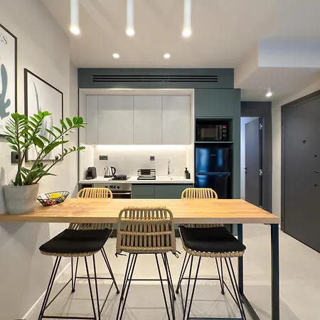 Two Entire Liv Luxury A-b Apartment Thessaloniki