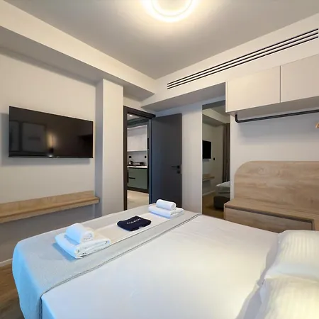 Two Entire Liv Luxury A-b 公寓 塞萨洛尼基