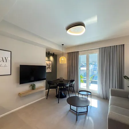 Two Entire Liv Luxury A-b 公寓 塞萨洛尼基