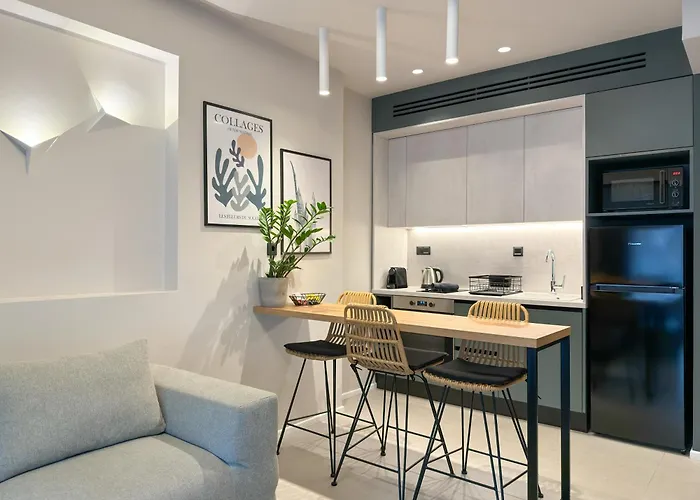 Two Entire Liv Luxury A-b Appartement