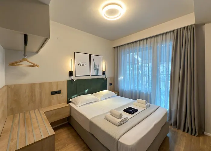 Two Entire Liv Luxury A-b Апартаменты